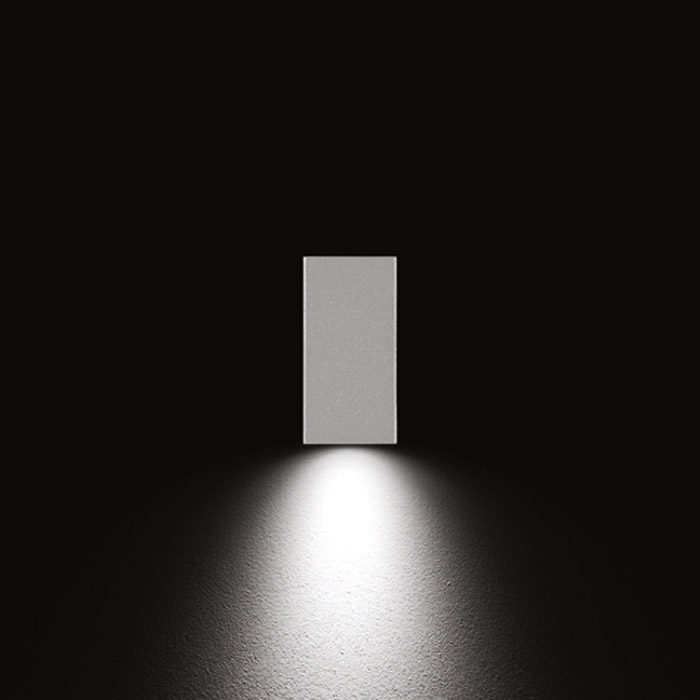 Светильник Ares Delta Power LED / Unidirectional - Medium Beam 30° / Deep brown 507033.18 PS1026199-41728