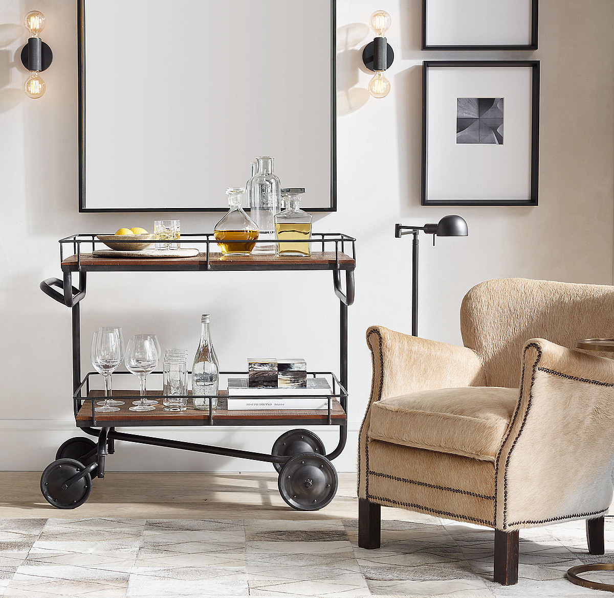 Бра Restoration Hardware UTILITAIRE SOCKET LINEAR PS1043248