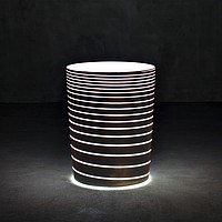 Grand Jane Planter with Light Serralunga