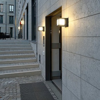 Impact-resistant unshielded Bega