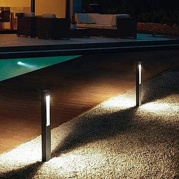 LED pathway directed Bega