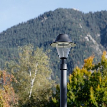 BOOM Schaffhausen pole-top Bega